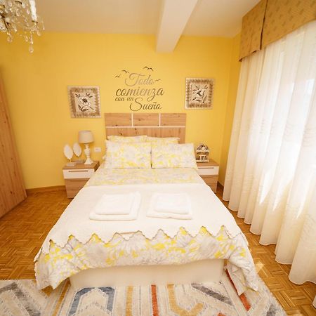 Antoxos Sacra Home II Chantada Luaran gambar